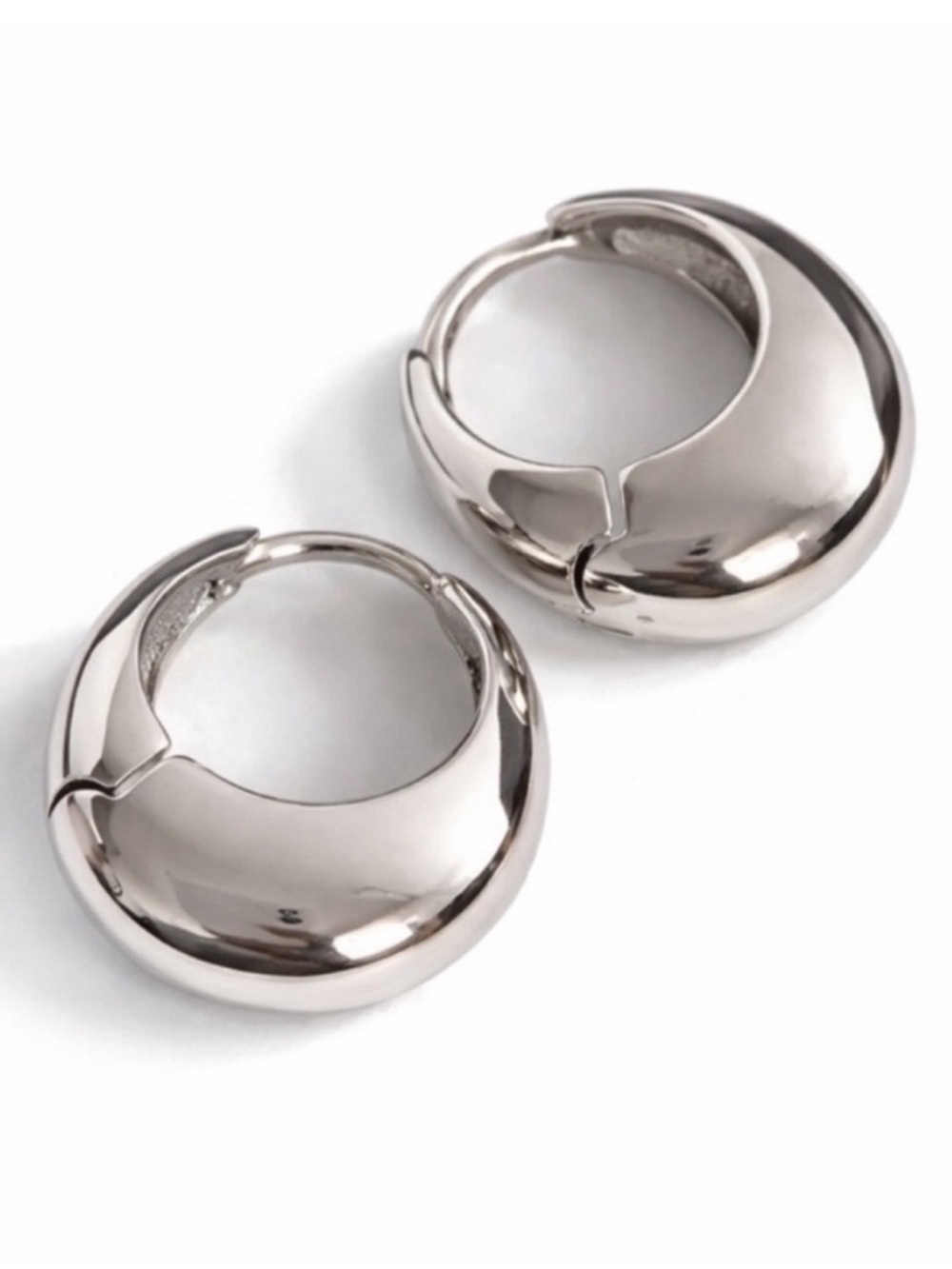 New! Mallory Silver French Huggie Earrings (1058) NWOT